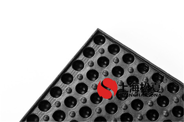 我們?cè)趺礃友b置減震器？